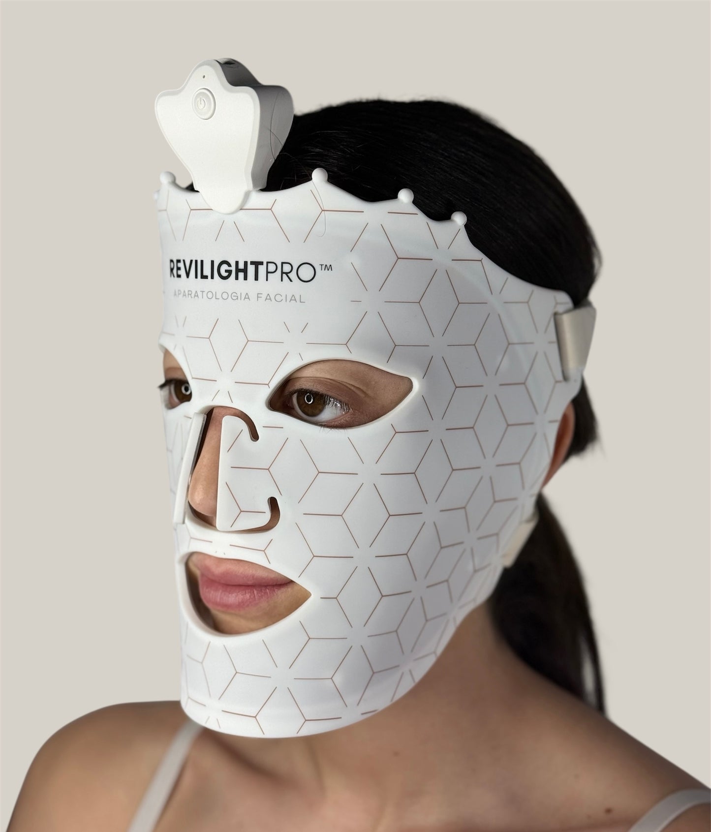 REVILIGHTPRO                          Máscara LED Facial  Tecnología coreana, ahora en tu piel.